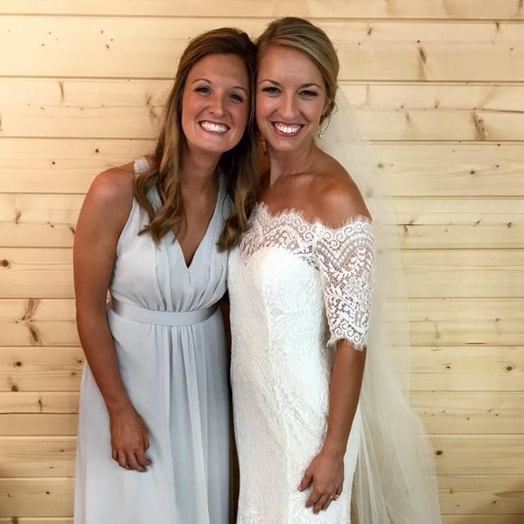 Meet your Posher, Jessica - Picture 1 of 1